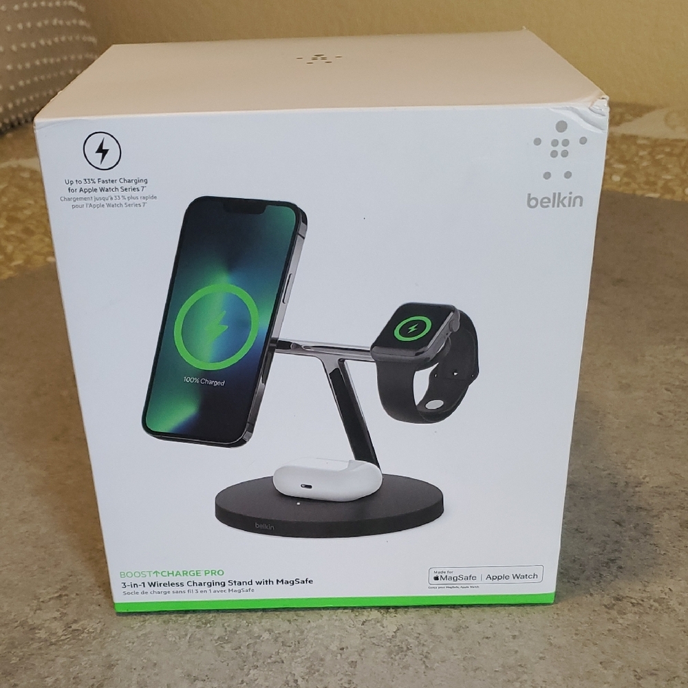 Belkin BoostCharge Pro 3-in-1 Charging Stand Black